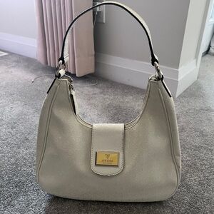Guess White Structured Shoulder Bag with Gold Hardware